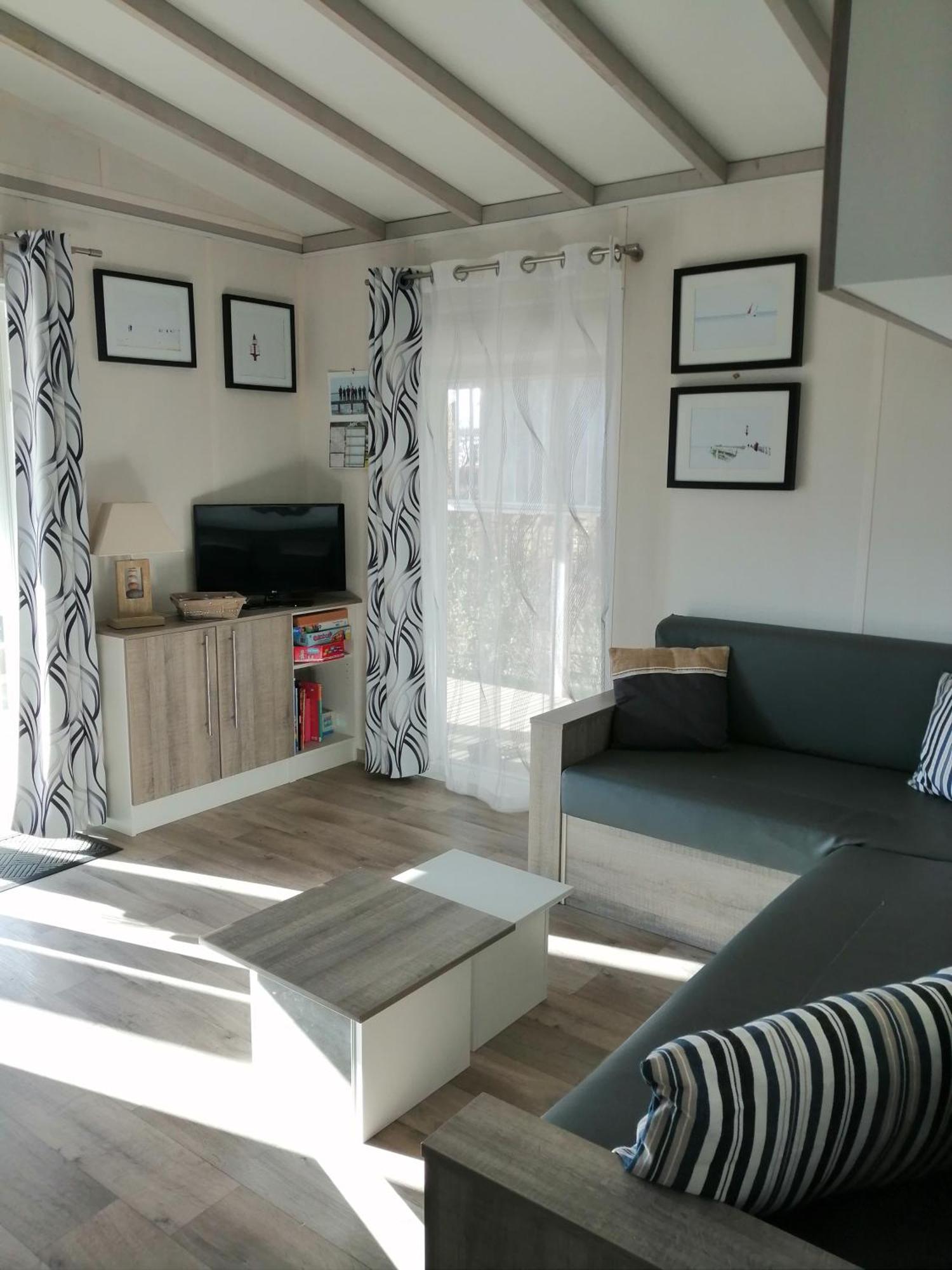 Les Bains De Mer Grandcamp-Maisy Ngoại thất bức ảnh